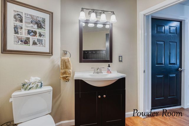 32 Century Lane, Litchfield, NH 03052