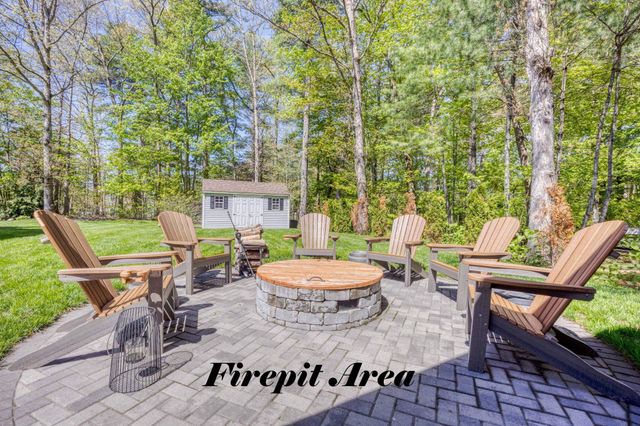 32 Century Lane, Litchfield, NH 03052