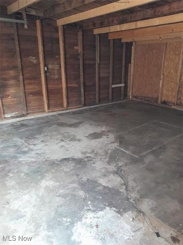 255 Fairpark Drive, Berea, OH 44017