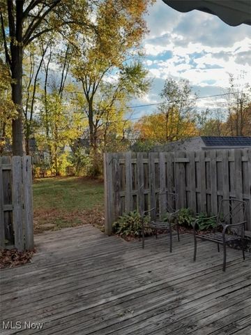 255 Fairpark Drive, Berea, OH 44017