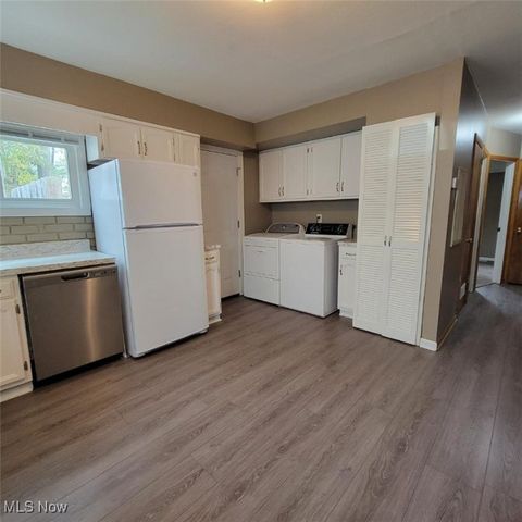 255 Fairpark Drive, Berea, OH 44017