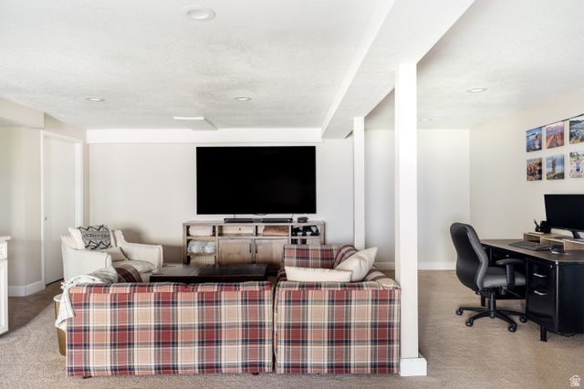 1069 E BIRCHBROOK CIR, Cottonwood Heights, UT 84047