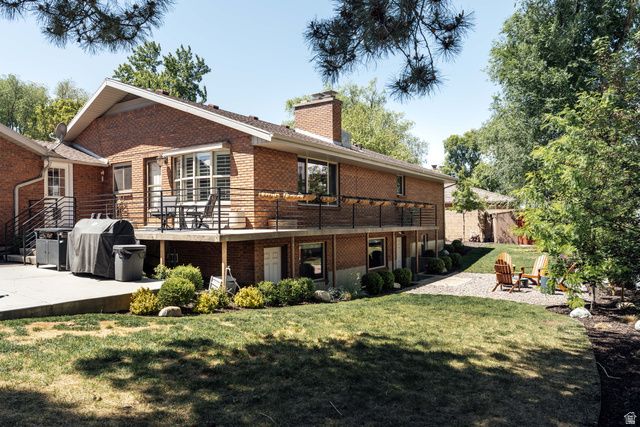 1069 E BIRCHBROOK CIR, Cottonwood Heights, UT 84047