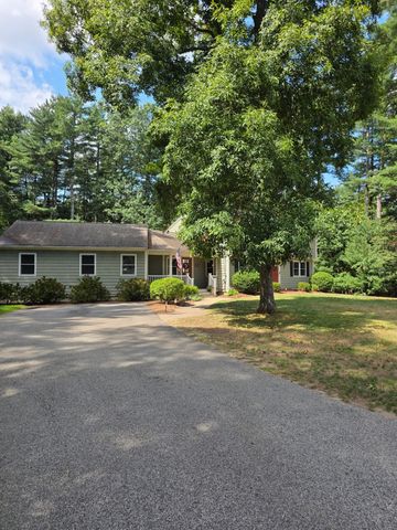 10 Warren Ter, Pembroke, MA 02359