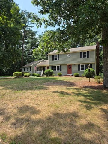10 Warren Ter, Pembroke, MA 02359