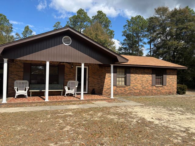 175 Bob Mccaskill Drive, Defuniak Springs, FL 32433
