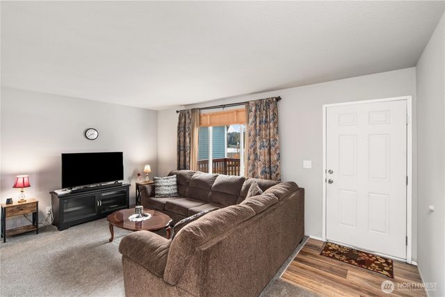 6536 Harlow Drive, Bremerton, WA 98312