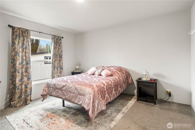 6536 Harlow Drive, Bremerton, WA 98312