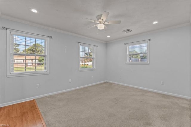 780 Meade LN, Virginia Beach, VA 23455