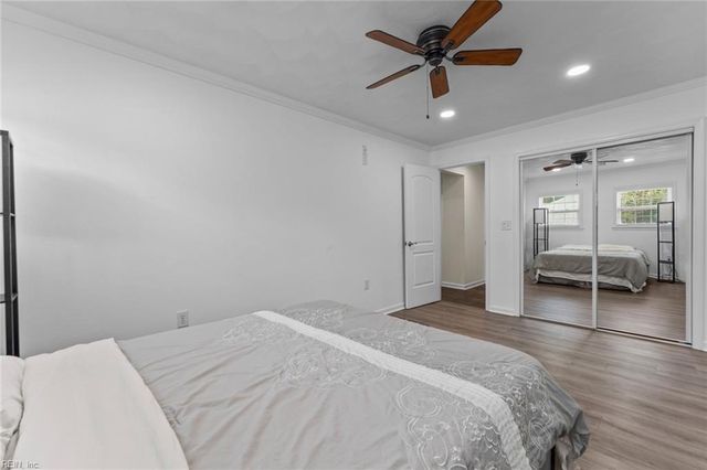 780 Meade LN, Virginia Beach, VA 23455