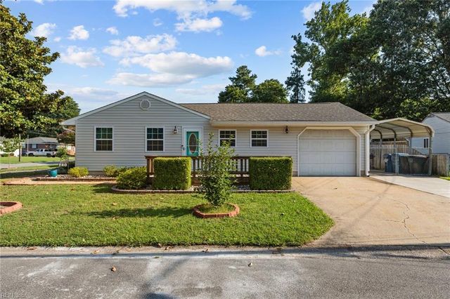 780 Meade LN, Virginia Beach, VA 23455