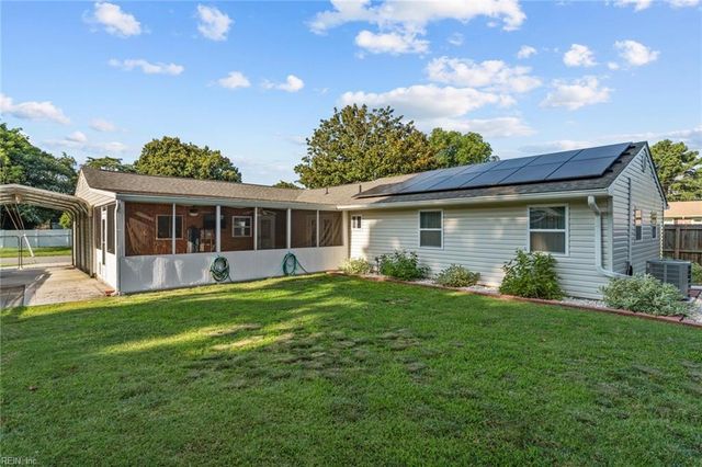 780 Meade LN, Virginia Beach, VA 23455