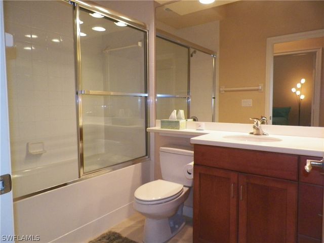 8641 Piazza Del Lago CIR 204, Estero, FL 33928