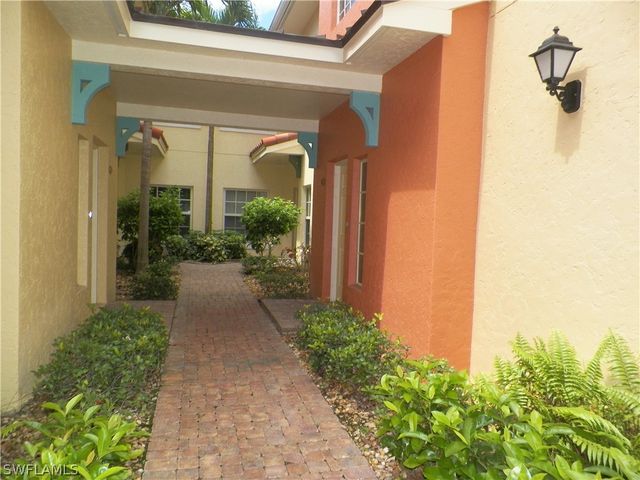 8641 Piazza Del Lago CIR 204, Estero, FL 33928