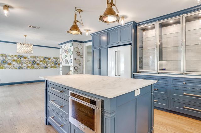 3800 Westcliff Road S, Fort Worth, TX 76109