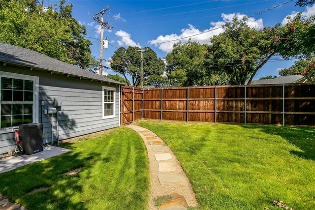 3800 Westcliff Road S, Fort Worth, TX 76109