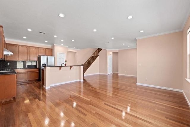 5749 Oakmont Drive, Richmond, CA 94806