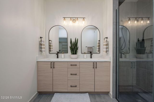 5634 Prairie Falcon, Las Cruces, NM 88012