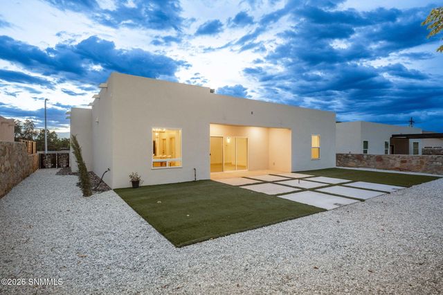 5634 Prairie Falcon, Las Cruces, NM 88012
