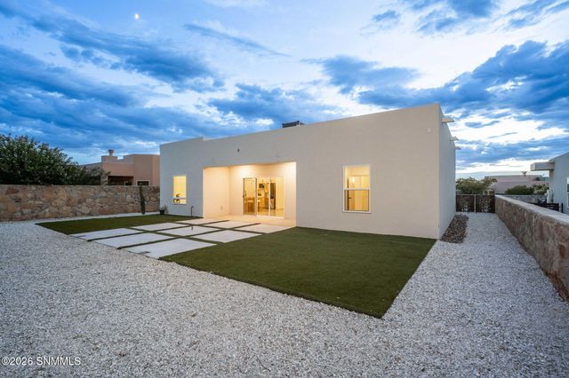 5634 Prairie Falcon, Las Cruces, NM 88012