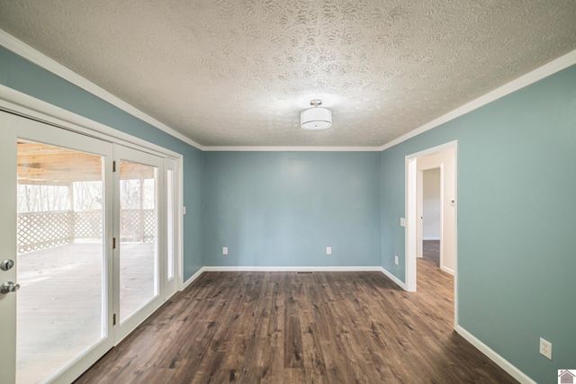 10050 Old US Hwy 60, Kevil, KY 42053