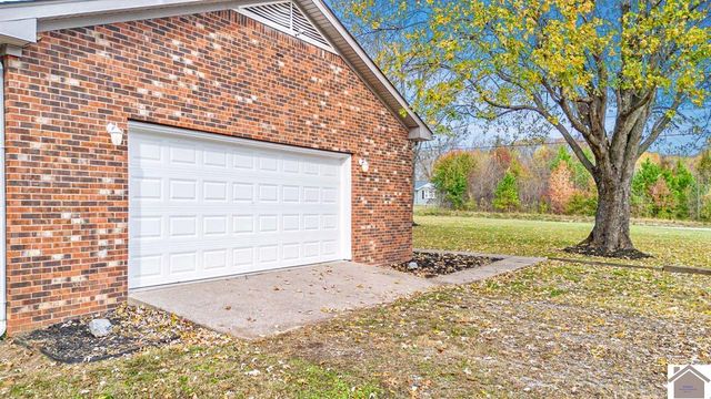 10050 Old US Hwy 60, Kevil, KY 42053