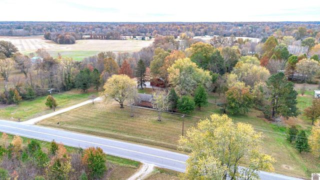 10050 Old US Hwy 60, Kevil, KY 42053