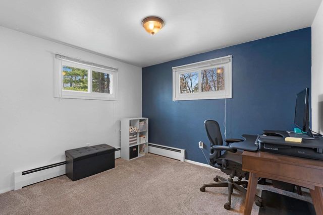 1810 WOOD LANE, Green Bay, WI 54304