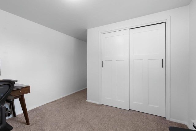 1810 WOOD LANE, Green Bay, WI 54304