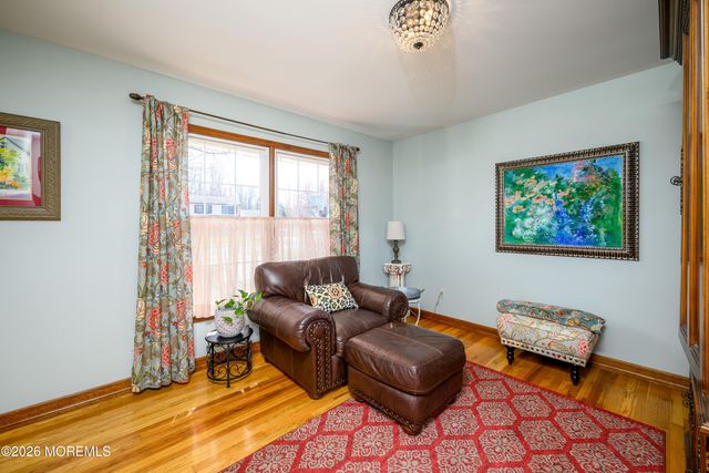 21 Jefferson Court, Freehold, NJ 07728