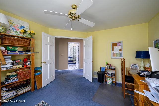 21 Jefferson Court, Freehold, NJ 07728