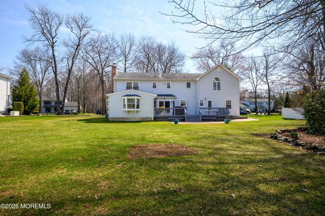 21 Jefferson Court, Freehold, NJ 07728
