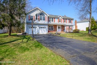 21 Jefferson Court, Freehold, NJ 07728