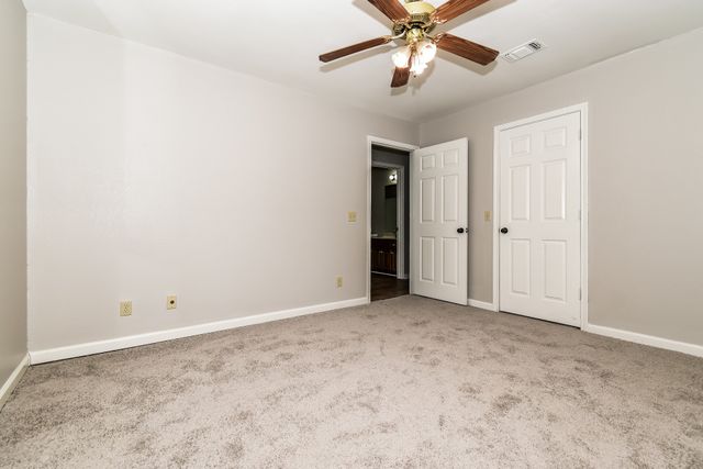 320 33rd Street SW, Paris, TX 75460