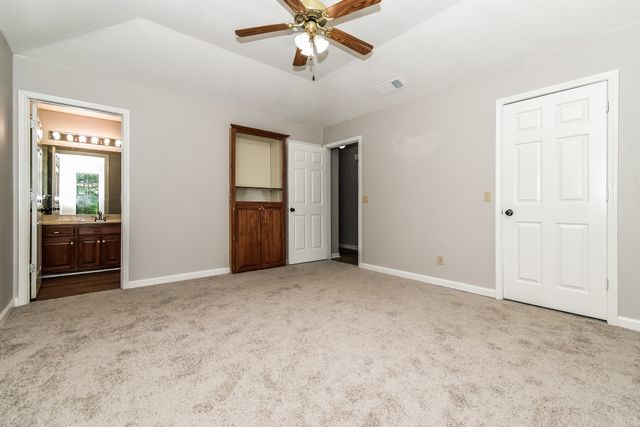 320 33rd Street SW, Paris, TX 75460