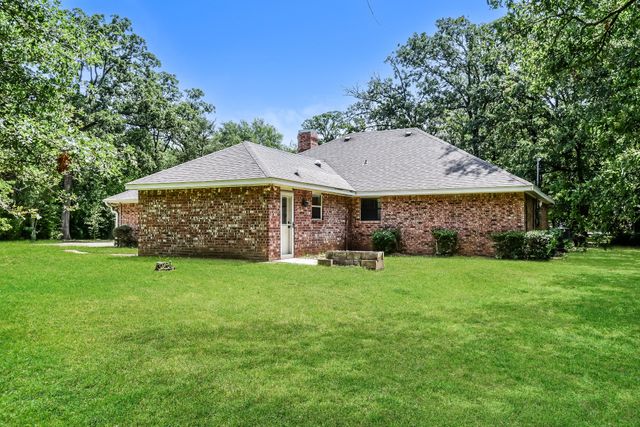 320 33rd Street SW, Paris, TX 75460