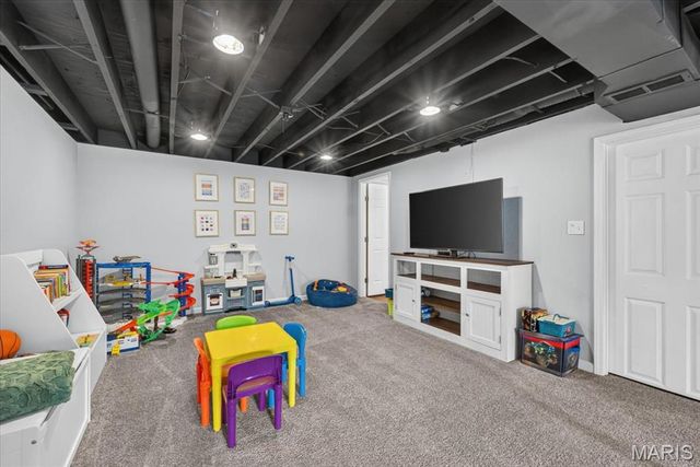965 N Metter Avenue, Columbia, IL 62236