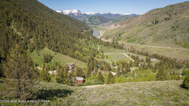 1255 E DEER CREEK Drive, Jackson, WY 83001
