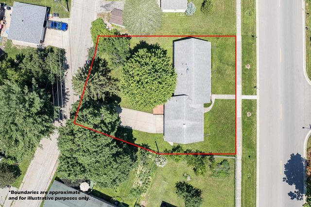101 N Clear Lake Avenue, Milton, WI 53563