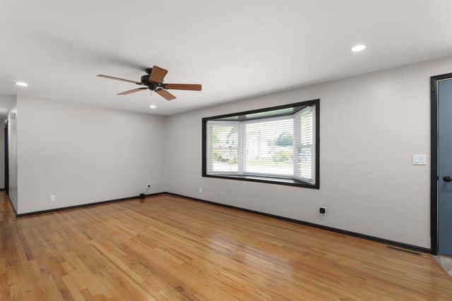 101 N Clear Lake Avenue, Milton, WI 53563