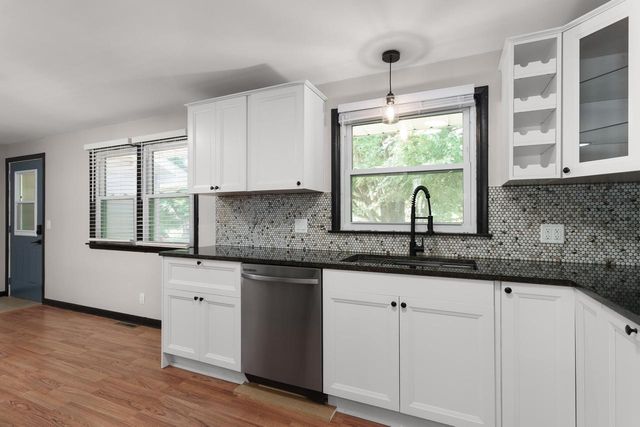101 N Clear Lake Avenue, Milton, WI 53563