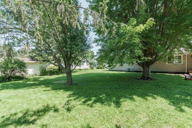 101 N Clear Lake Avenue, Milton, WI 53563