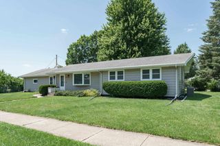 101 N Clear Lake Avenue, Milton, WI 53563
