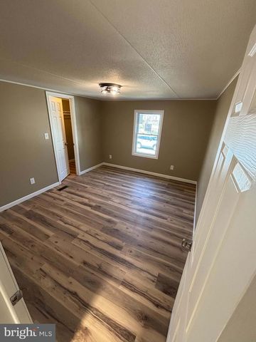 182 RUSTIC DRIVE, Shippensburg, PA 17257