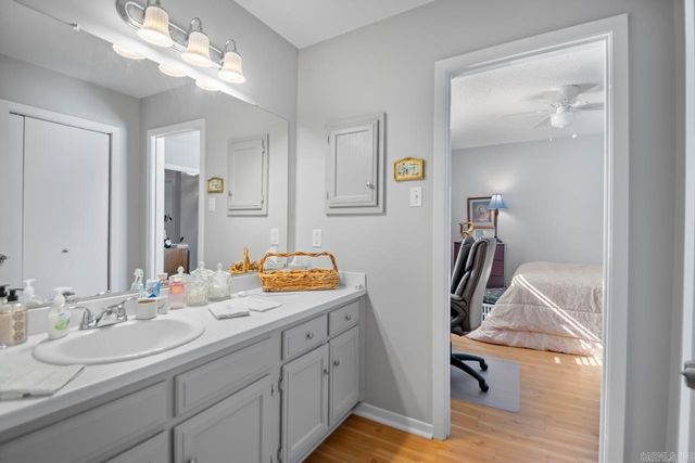 200 Pine Forest 3-B, Maumelle, AR 72113