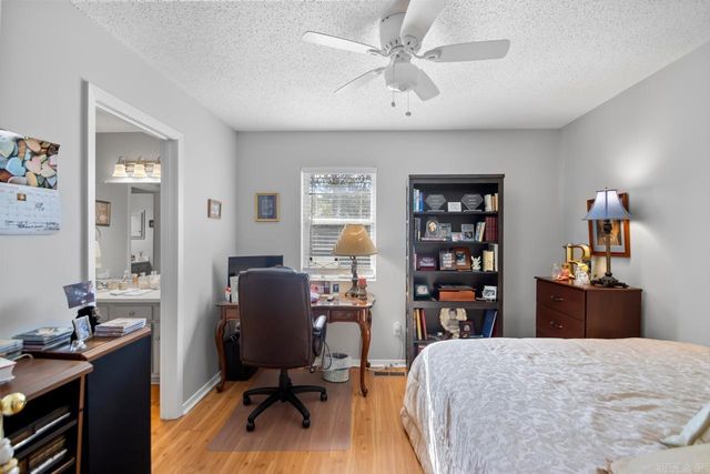 200 Pine Forest 3-B, Maumelle, AR 72113