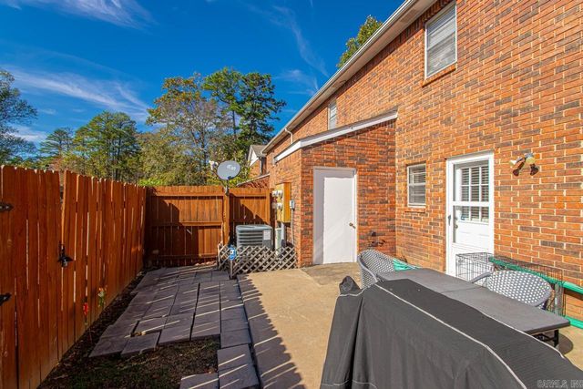 200 Pine Forest 3-B, Maumelle, AR 72113