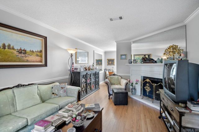 200 Pine Forest 3-B, Maumelle, AR 72113