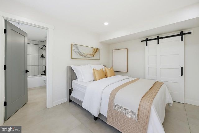 28 BRATTLE ST, Ewing Twp, NJ 08638