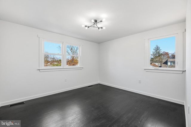 28 BRATTLE ST, Ewing Twp, NJ 08638